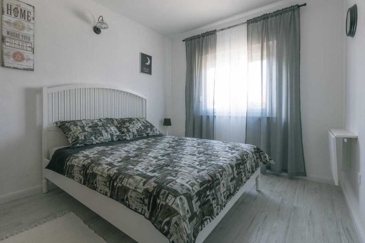 Hedon-Stone Daire Starigrad Paklenica Dış mekan fotoğraf